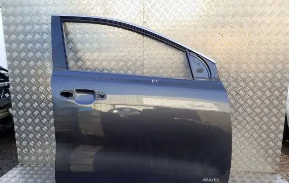 KIA Sportage Front door