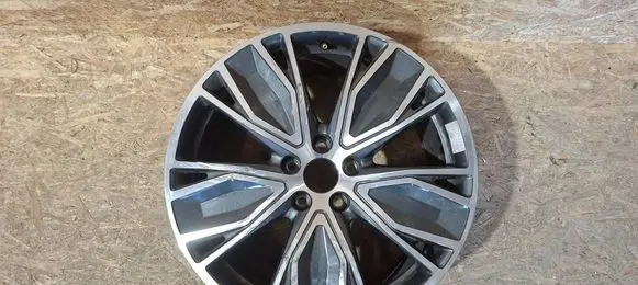 Audi A5 R19 alloy rim 8B3601025AT C07878