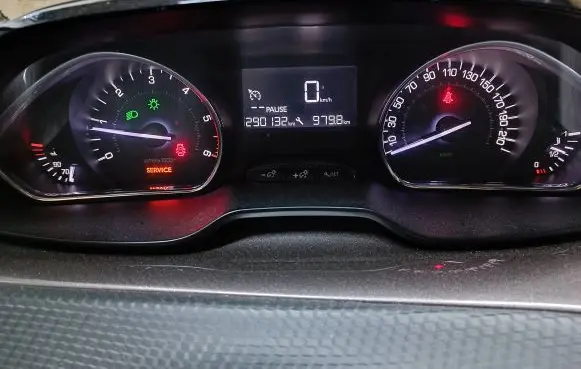 Peugeot 2008 I Speedometer (instrument cluster) 9678508980 E137SWLL0900 E137HWG2