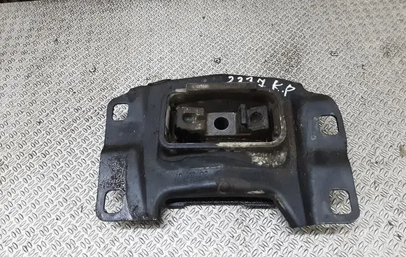 Ford Focus Engine mount bracket 349311A