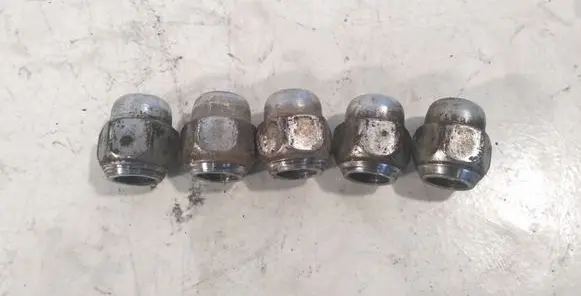 Nissan Primera Nuts/bolts 