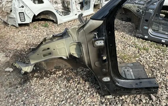 Front quarter panel