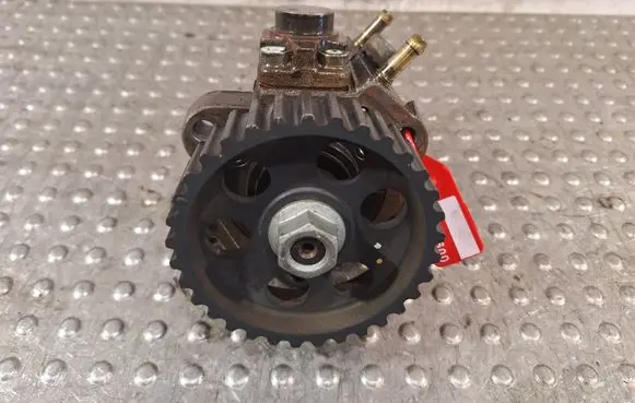 Opel Antara Fuel injection high pressure pump S25081600 0445010180