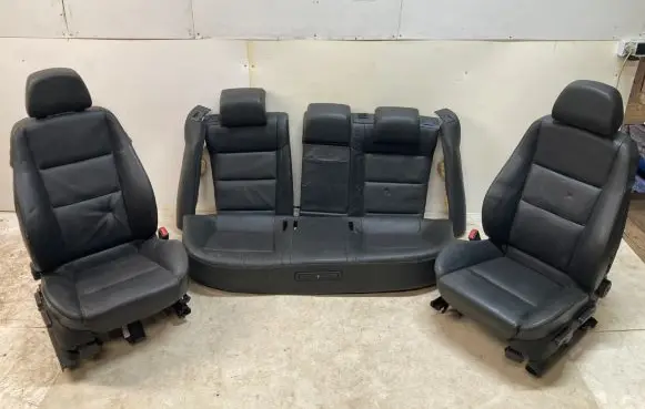 Seat set