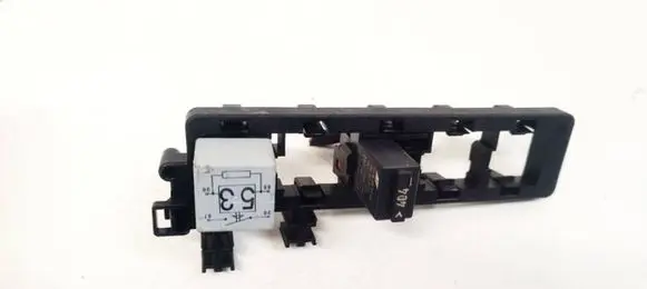 Volkswagen PASSAT B6 Fuse box set 1K1937503