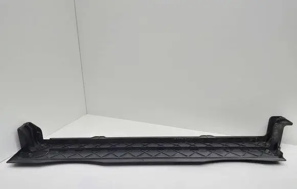 BMW X5 E70 Bottom radiator support slam panel 7533539