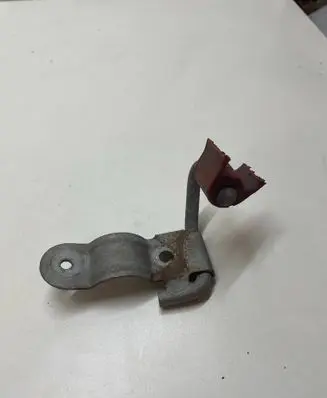 BMW 4 F32 F33 Muffler mount bracket/holder 7851182