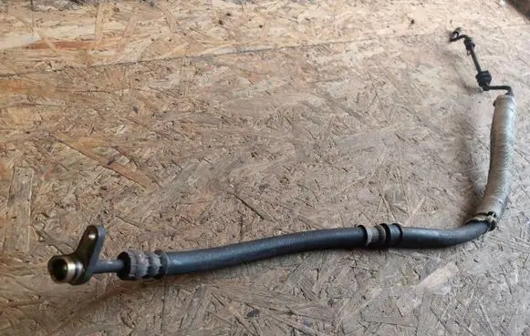 Power steering hose/pipe/line