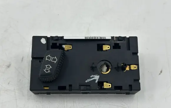 BMW 5 E39 Seat control switch 6910717 61316910717 6905509