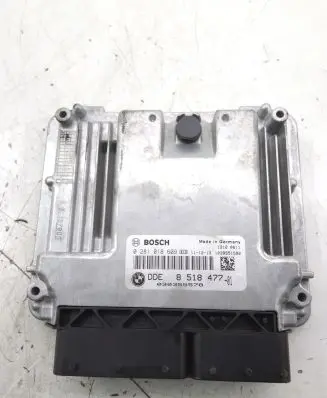 BMW 5 F10 F11 Engine control unit/module 0281018609 851847701