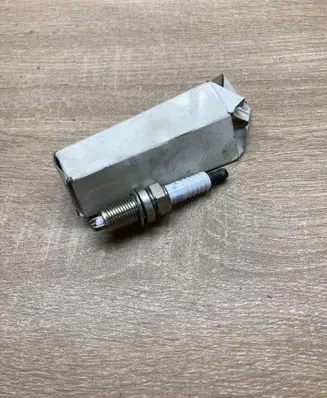 Opel Omega B1 Spark plug 95519055