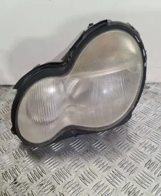 Mercedes-Benz C W203 Headlight/headlamp A2038200161