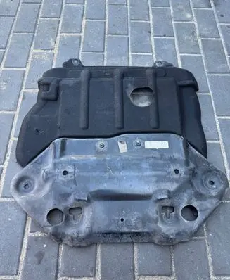 Jeep Grand Cherokee Engine splash shield/under tray 68191341AB