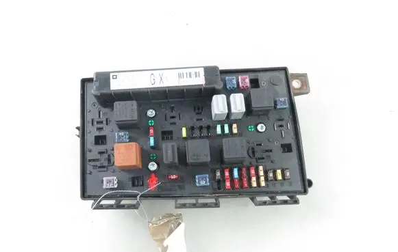 Opel Zafira B Fuse box set 5DK00866808 13206750GX