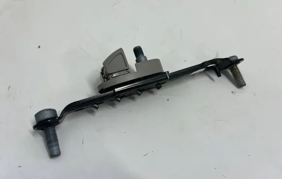 Dodge RAM Seat belt adjustment rail 34203578A 6AG80BD1AB