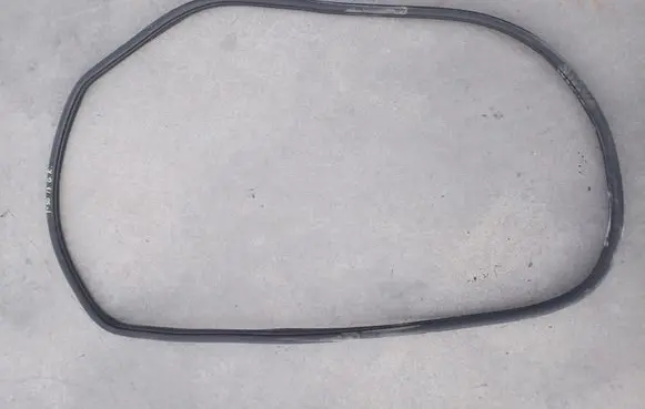 Hyundai i30 Rear door rubber seal (on body) 