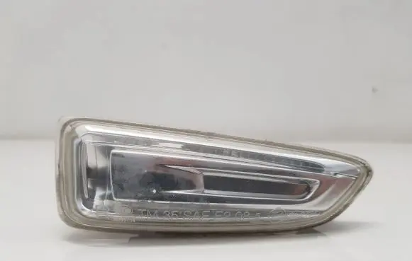 Opel Crossland X Front fender indicator light 171490 137127241
