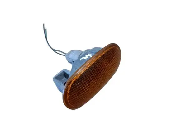 Mitsubishi Pajero Pinin Front fender indicator light W5w12v5w