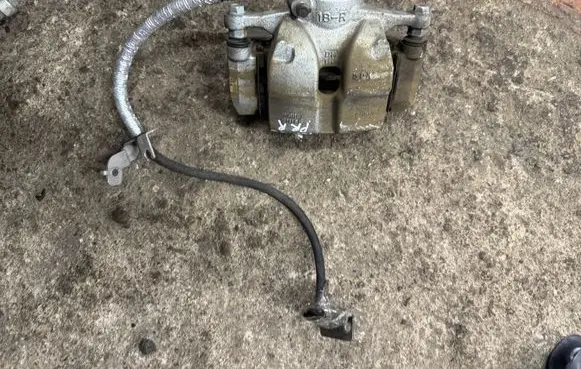 Hyundai IONIQ 6 Front brake caliper 18R