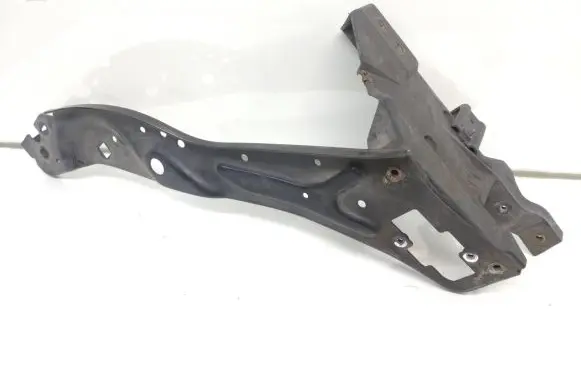 Headlight/headlamp mounting bracket