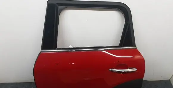 Mini Cooper Countryman F60 Rear door