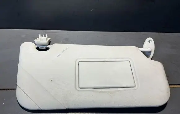 Ford Focus Sun visor 