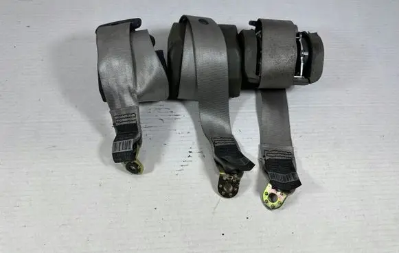 Audi A6 S6 C6 4F Rear seatbelt