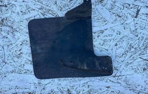 Renault Master III Front mudguard 638500003R