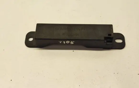 Mercedes-Benz GL X166 Keyless system antenna A1668200075