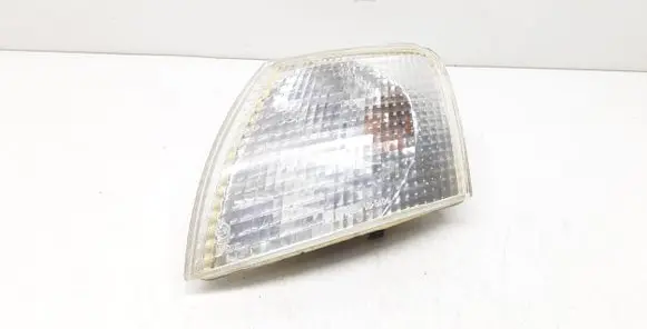 Volkswagen PASSAT B5 Front indicator light