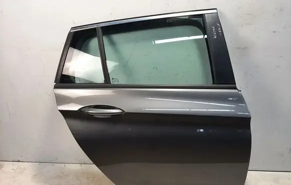Opel Astra K Rear door 