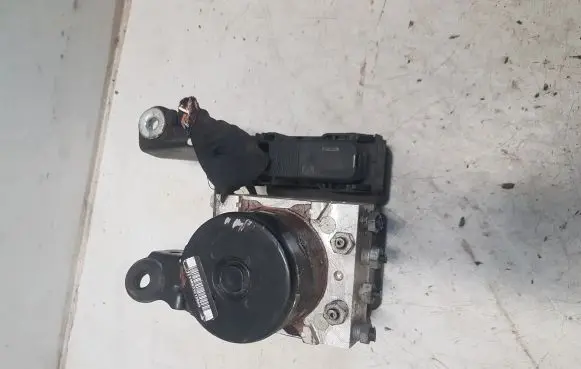 Volvo V70 ABS Pump 00401094C200 A426G