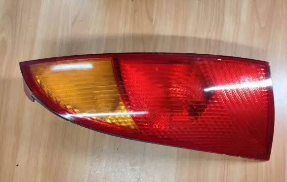 Ford Focus Rear/tail lights XS4113404A