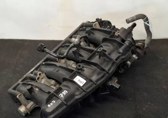 Volkswagen Eos Intake manifold 06F133185AG 06F133201P 06F133192C