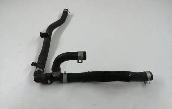 Hyundai Kona I Engine coolant pipe/hose