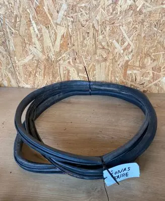 Volkswagen Transporter - Caravelle T5 Sliding door rubber seal 