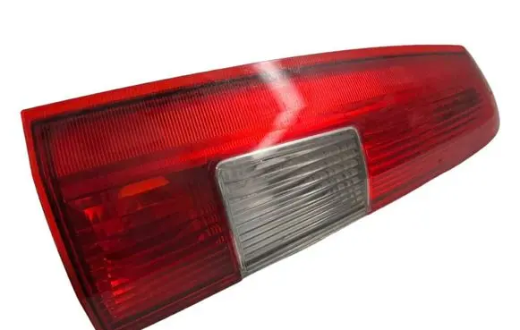 Volvo V70 Rear/tail lights 9154493