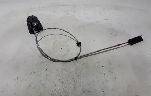 Volvo S60 Engine bonnet (hood) release handle 32277309