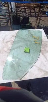 Seat Ibiza II (6k) Front door window glass four-door 1212123