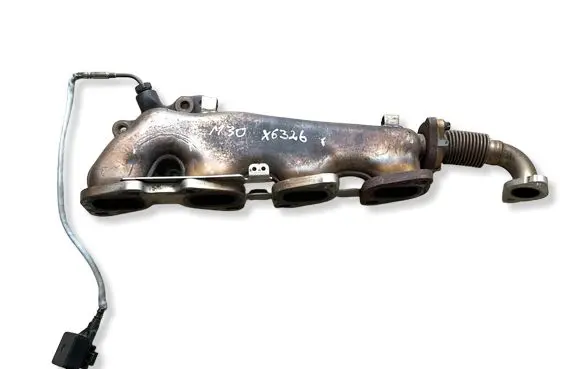 Mercedes-Benz C W205 Exhaust manifold A6511400909 A0009053101