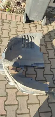 Front wheel arch liner splash guards