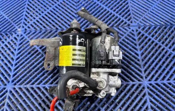 Toyota Prius (XW30) ABS Pump 4707047050