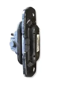 Dodge Journey Engine mount bracket 05085490AC