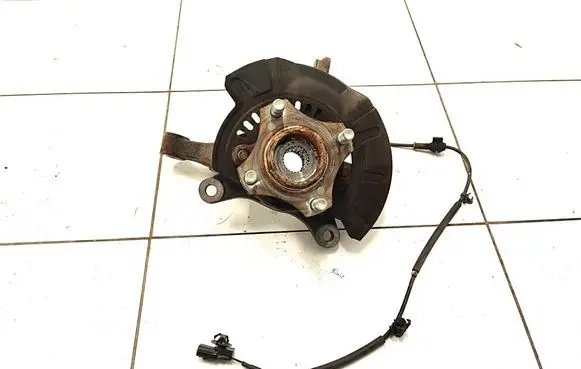 Suzuki Baleno IV Front wheel hub