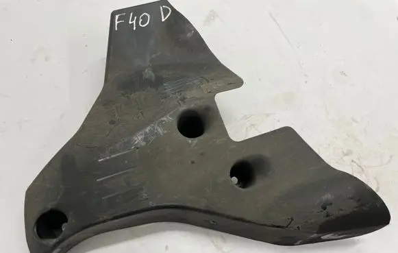BMW 1 F40 Rear underbody cover/under tray 6898056