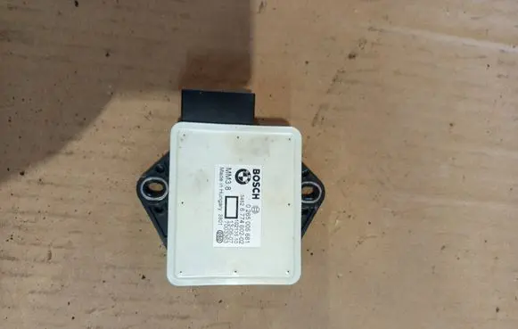 BMW 5 E60 E61 ESP acceleration yaw rate sensor 0265005681