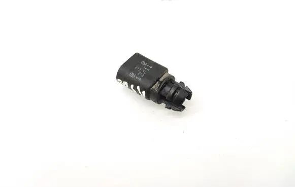 Volkswagen Caddy Outside/exterior temperature sensor 8Z0820535