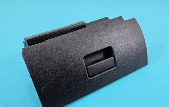 Ford Mustang V Glove box 44ZG2890 IMPRK1463439