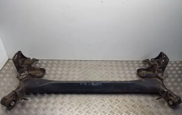 Nissan Qashqai Rear axle beam 