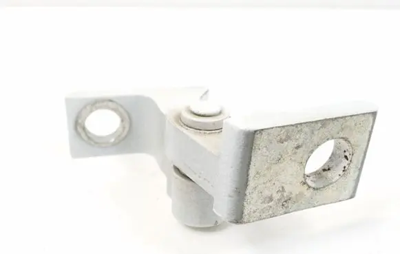 Porsche Cayenne (92A) Front door lower hinge 8K0831401A